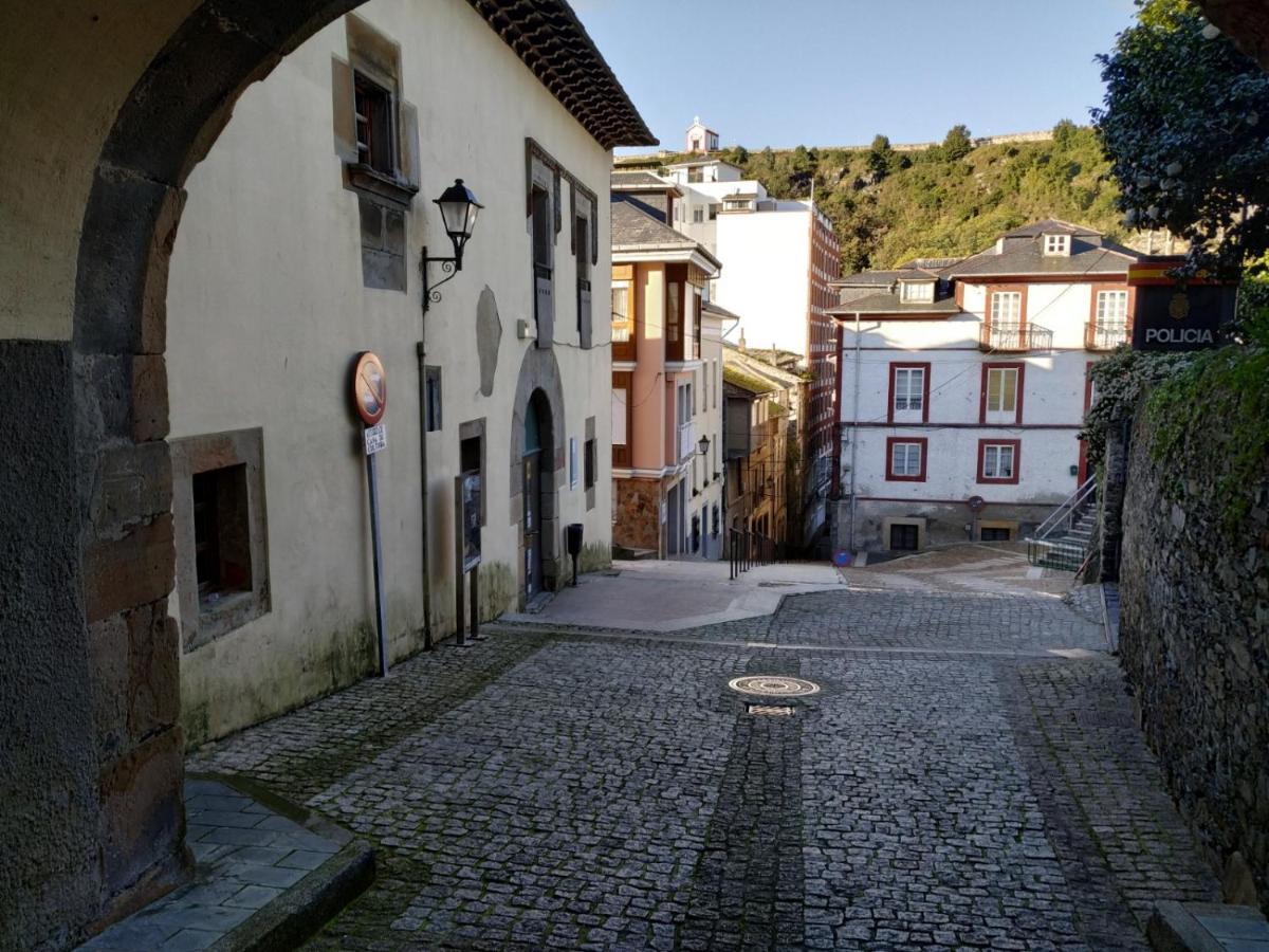 Calle Olavarrieta 16 Bajo Luarca Luaran gambar